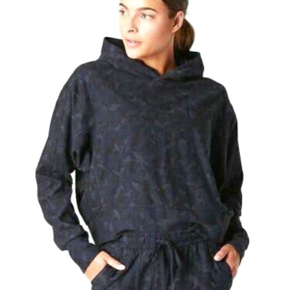 Athleta Tops - Athleta Farallon Stratum navy camo cropped hoodie